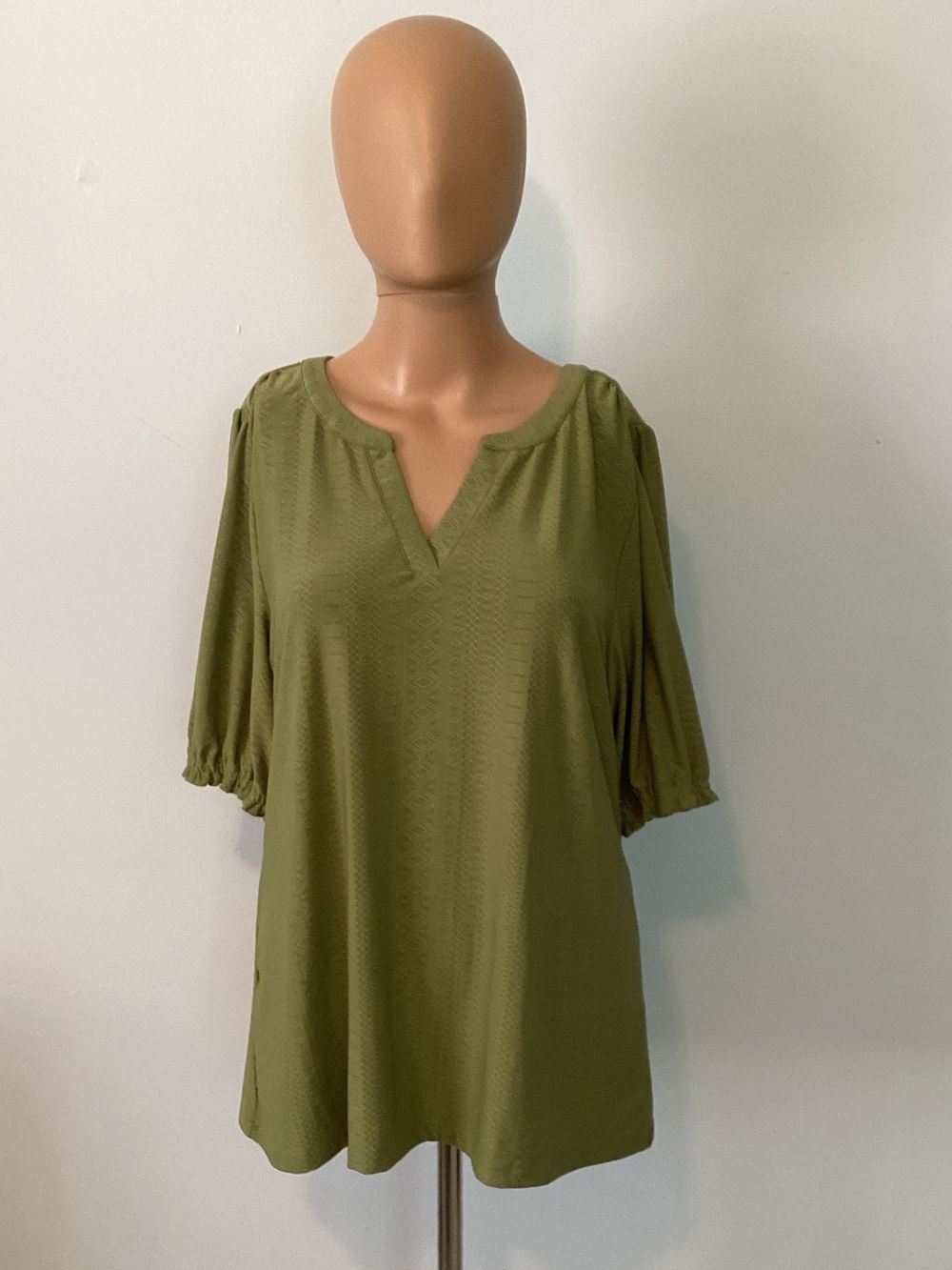Christopher & Banks Olive Green V-Neck Tunic 🛍️